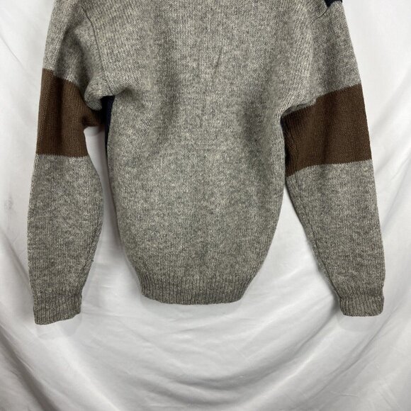 Crocodile Shetland-Wool Block-Colour V-Neck Mens Sweater Size S - Picture 6 of 8